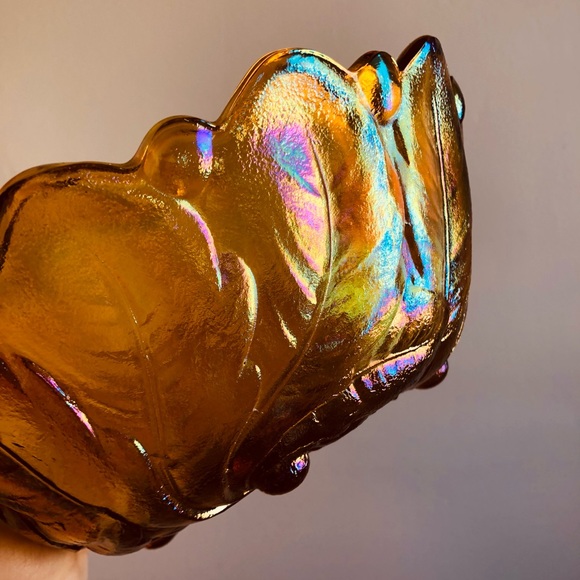 Vintage Carnival Glass Indiana Wild Rose Amber Bowl - Picture 2 of 7